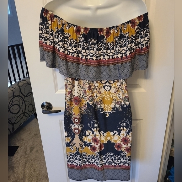TRÏBE Off The Shoulder Strapless Bohemian Floral MIDI Sundress Size Medium NWT - Picture 2 of 6